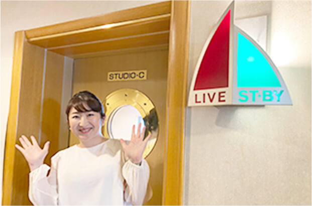 スタジオ前の写真